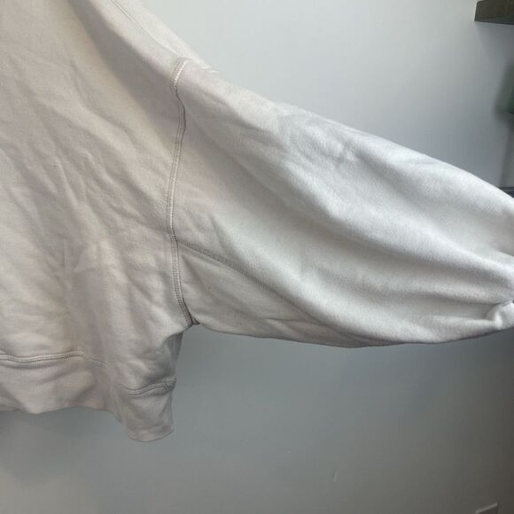 Judith‎ March Chenille Dog Mom  Cream Semi Cropped Oversized Sweatshirt Sz Large - Picture 7 of 8